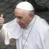 Papa Franja pozvao zlostavljane starosedeoce u Vatikan 6