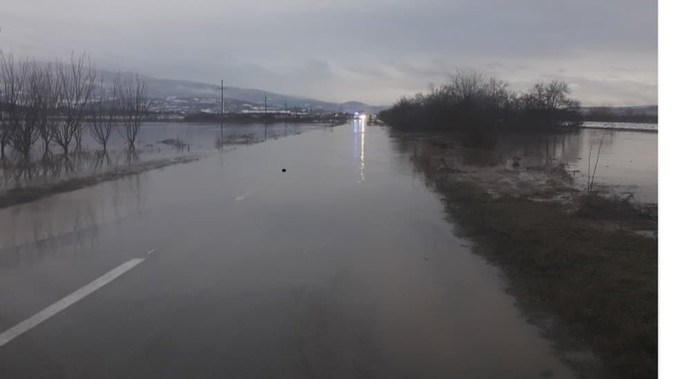 put između Žitorađe i sela Jasenica