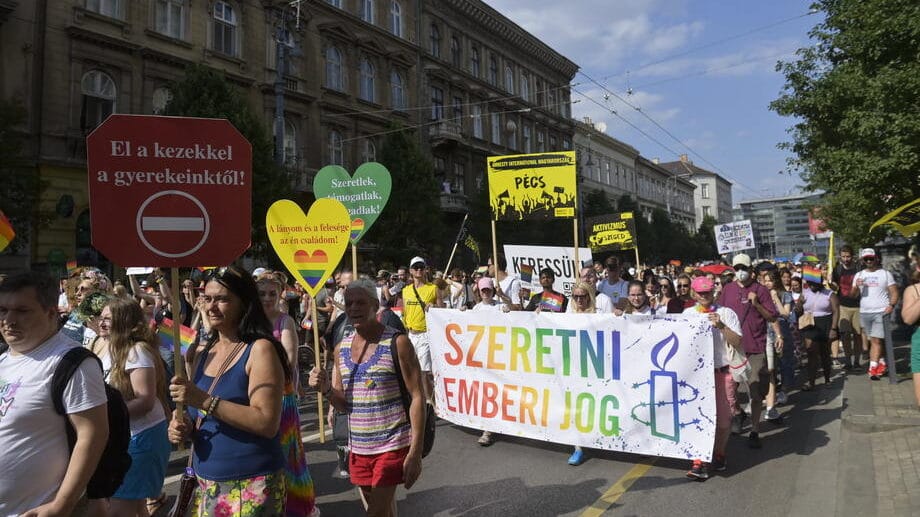 U Mađarskoj Parada ponosa u znaku protesta zbog zakona protiv LGBT 1