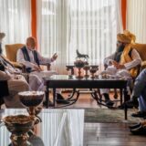 Bivši predsednik Avganistana razgovarao sa liderom moćne talibanske frakcije 5