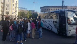 Da li će Republika Srpska postati neizostavna stanica đačkih ekskurzija ili Vučić nije obavešten da učenici i sada mogu tamo da putuju?