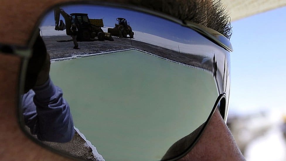 Salt pool reflected in glasses