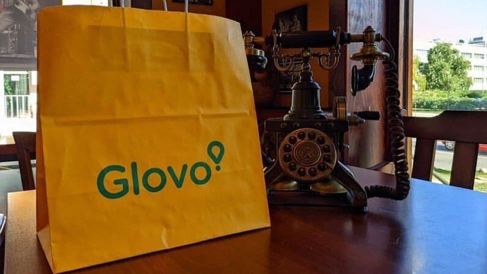 Glovo kesa