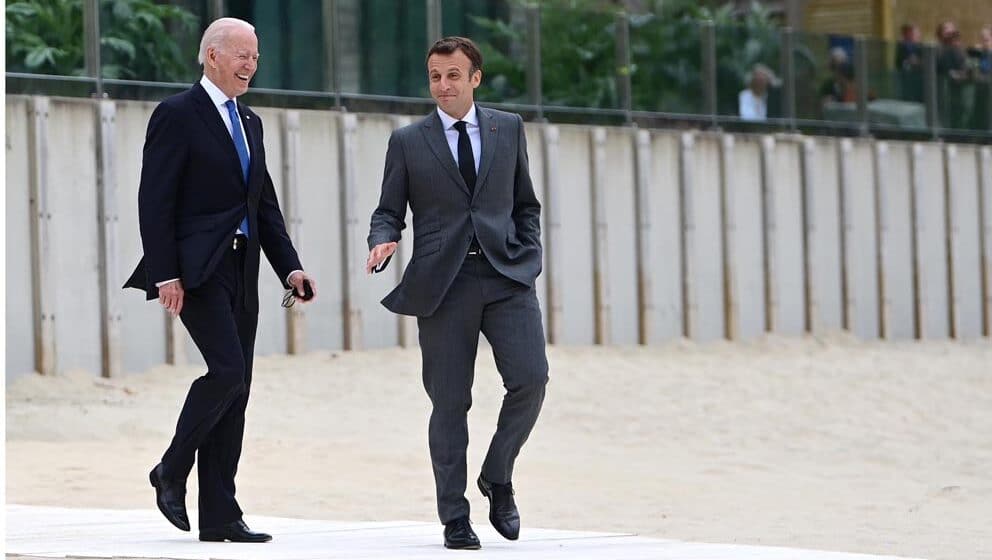 Joe Biden Emmanuel Macron