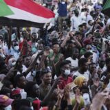 Sudanski aktivisti odbacuju podelu vlasti sa vojskom, pozivaju na štajkove 3