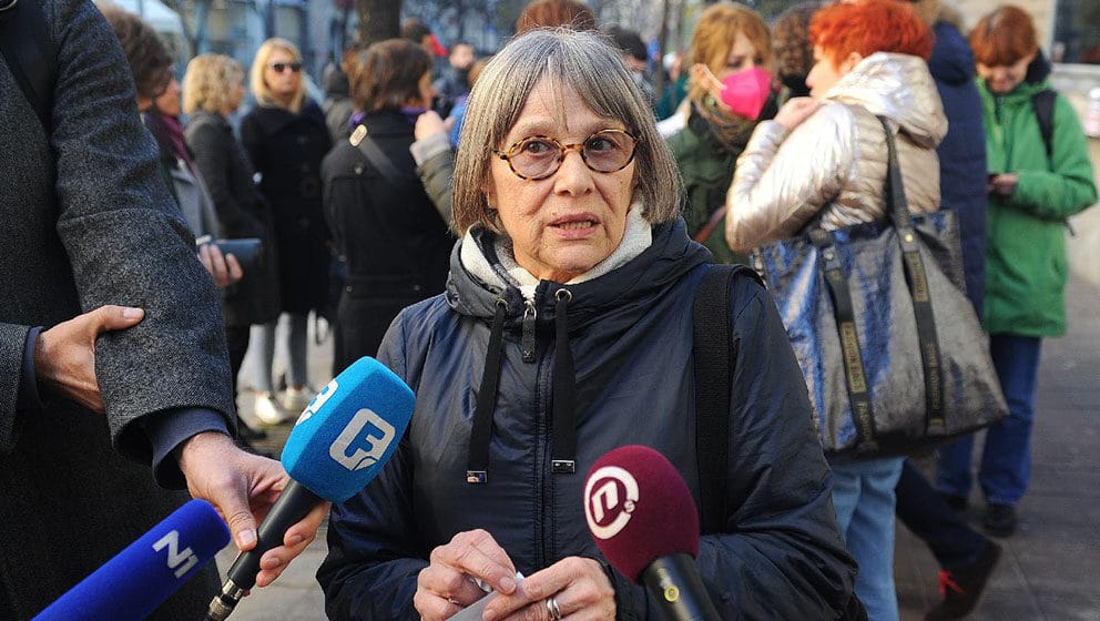 Žene u crnom u centru Beograda obeležile 30 godina od zločina u Sjeverinu 1