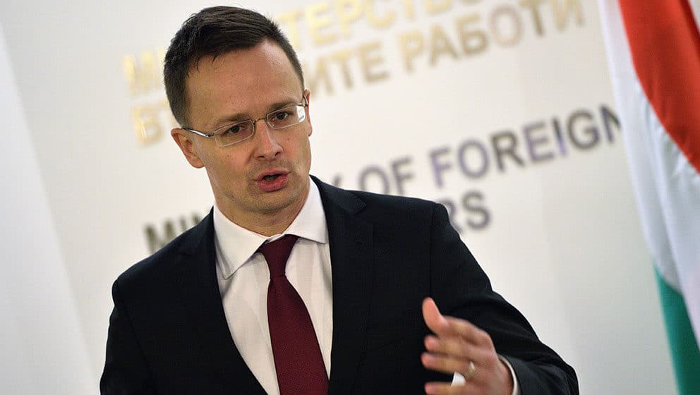 Mađarski ministar "odbrusio" Zapadu zbog kritika što učestvuje na Međunarodnom ekonomskom forumu u Rusiji 1