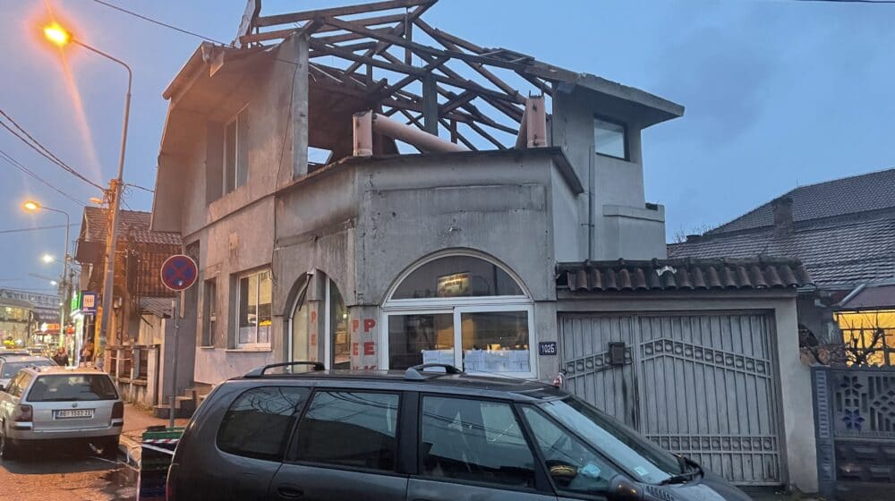 Krov nad glavom: U toku rušenje kuće Dragana Đurđeskog 1