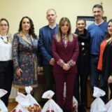 Slobodan Boškan sa Mozzartom posetio Sigurnu kuću u Novom Sadu 8