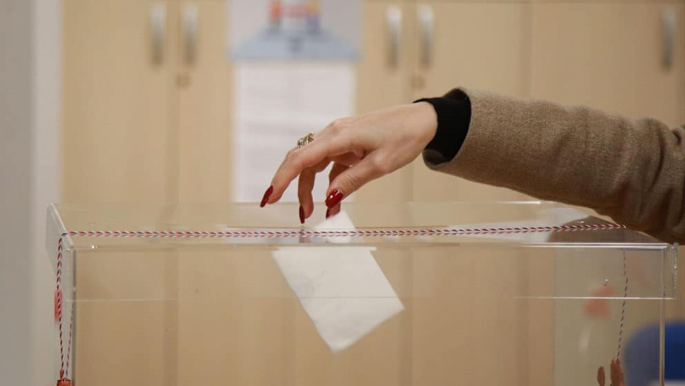 Opozicija u Novom Sadu pregovara kako će i u koliko kolona na izbore: Za to vreme povećava se broj birača u ovom gradu 1