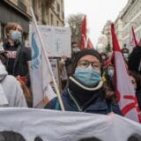 Korona virus: Najviše novozaraženih u danu u Srbiji, masovni štrajk nastavnika u Francuskoj, nevakcinisanom ocu u Kanadi zabranjeno da viđa dete 12