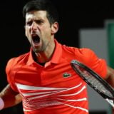 Novak Đoković, vakcine i tenis: Kako će izgledati Đokovićeva budućnost i šta za BBC kaže novinar Njujojrk tamjsa Ben Rotenberg 7