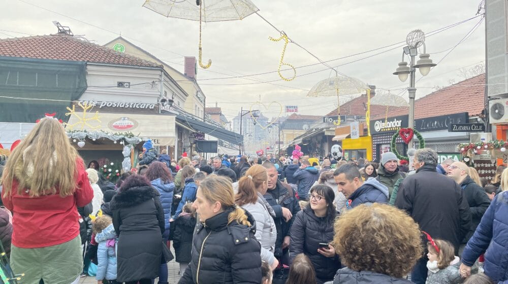 Održan dečji karneval na novogodišnjem festivalu „Niš u srcu“ 1