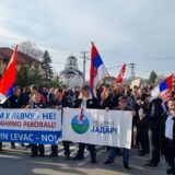 U Brezjaku blokiran put „zahvaljujući izjavama predsednika“, u Šapcu uglavnom desničari 15
