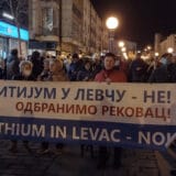 Kako je izgledao protest Kreni-promeni u Kragujevcu: Prvo na skup stižu veterani iz 90ih 6