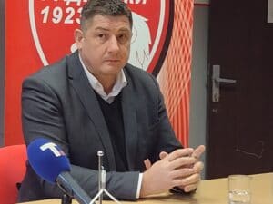Kragujevac: Lalatović preuzeo „Crvene đavole” 4