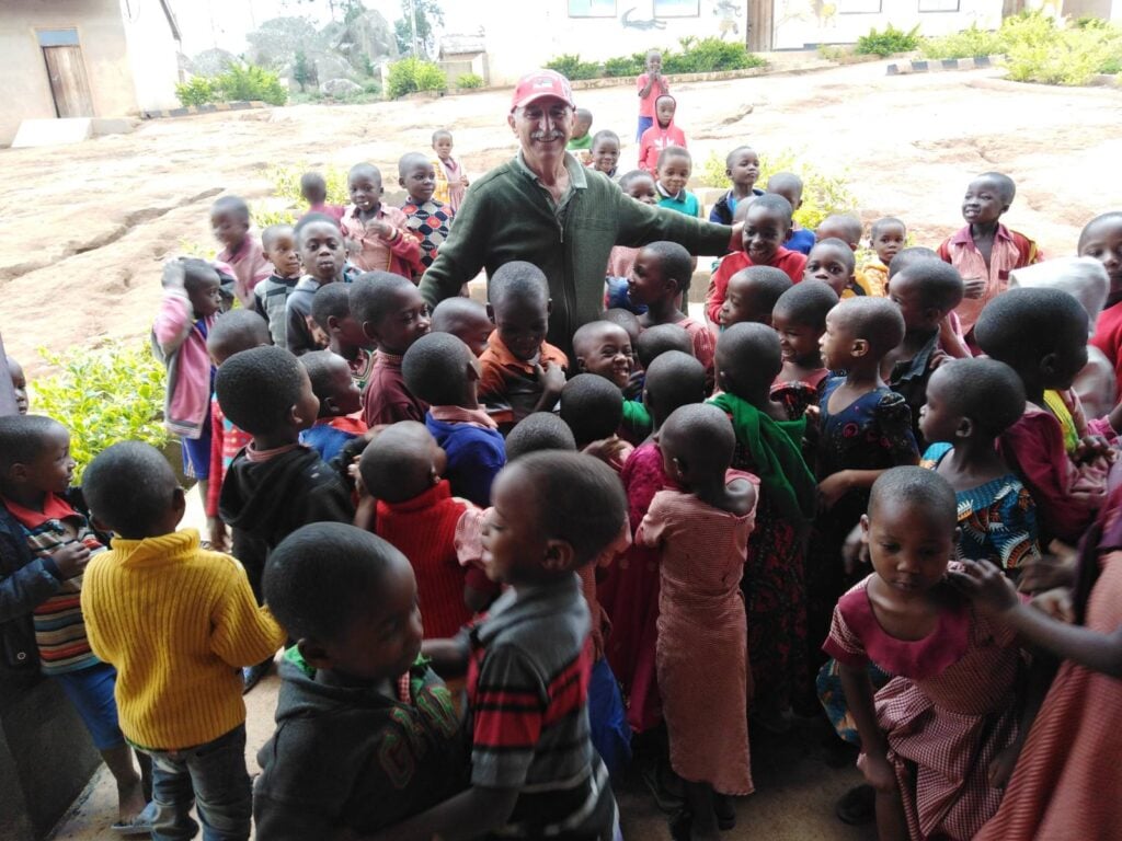 Kako je Jagodinac odlučio da godinama volontira u Africi i radi u sirotištima u Keniji i Tanzaniji (FOTO) 4