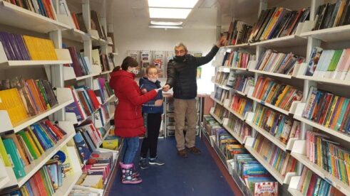 Kladovski bibliotekari s uspehom najmlađe čitaoce uče zašto je važno čitati knjige 8