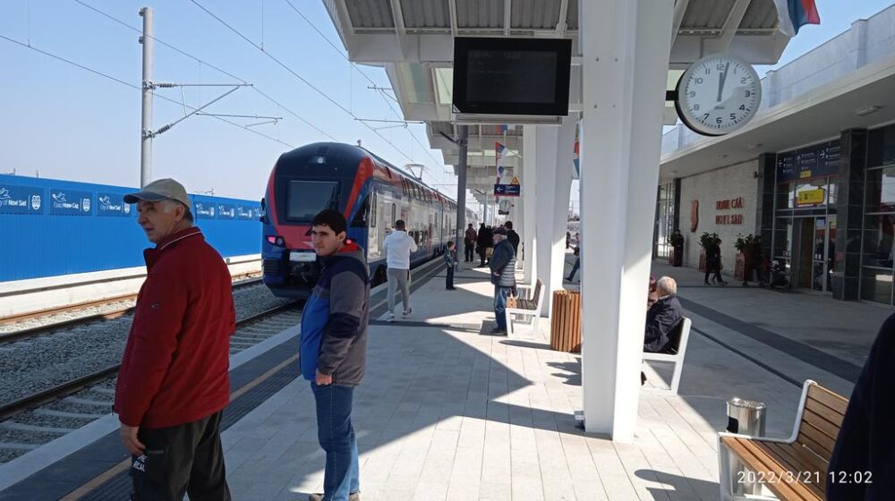 Reporter Danasa na Železničkoj stanici u Novom Sadu: "Soko" redovno "leti", ali danas sa zakašnjenjem od minut, dva 1