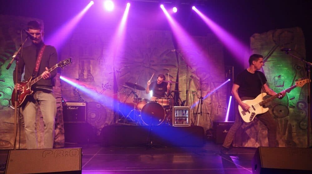 Bend Keni nije mrtav nastupa na “Balkanrock Sessions” 7. marta 1