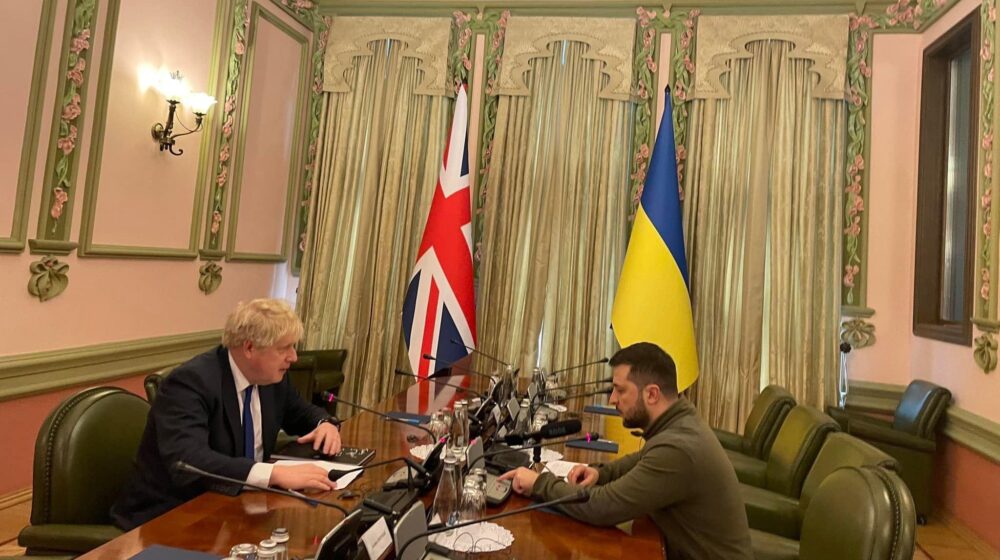 Džonson sa Zelenskim u Kijevu, sastanak "jedan na jedan" 1