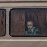 Ukrajinske vlasti: Završena evakuacija žena, dece i starijih osoba iz Azovstala 3