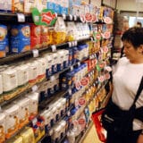 Cene osnovnih životnih namirnica ostaju iste do kraja aprila 8