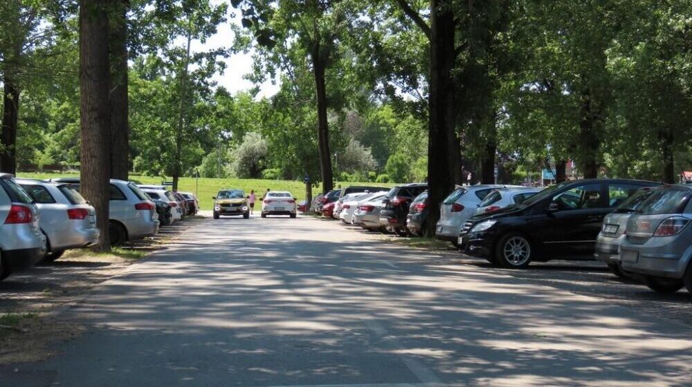 Novi Sad: Uskoro počinje naplata parkinga kod Štranda 1
