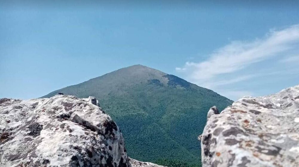 Boljevac: Uspešno izveden uspon na vrh planine Garnavice odakle se pruža pogled na rtanjsku piramidu 1