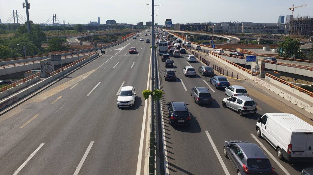 Lančani sudar na Gazeli, povređene dve osobe 1