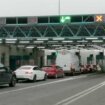 AMSS: Putnička vozila čekaju duže od sat na ulazu u Srbiju preko Horgoša i na izlazu preko Gradine 8