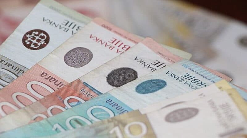 Prosečni građanin Niša u maju primio skoro 190 evra manje od prosečnog Beograđanina 1