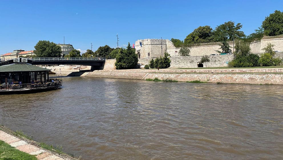 Pronađena bomba u koritu Nišave, policija na terenu 15