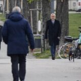 Predsednik Austrije se okliznuo dok je šetao parkom: Zadobio lakši potres mozga 4