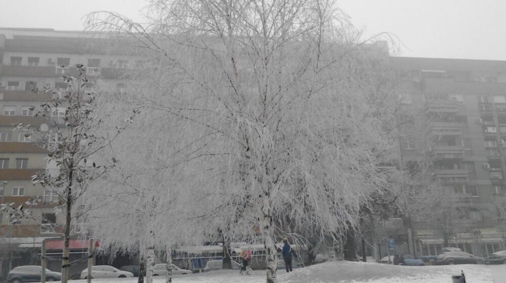 Temperatura na poslu do 20°C, umesto lifta idite peške: Mere štednje Ministarstva i svakodnevni život ljudi u Srbiji ove zime 1