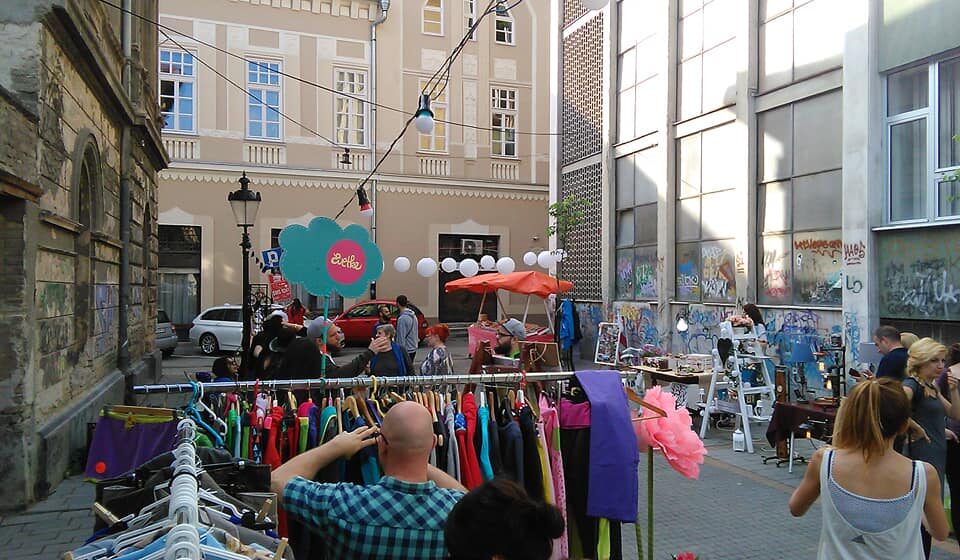 Subotica: Veliki broj izlagača na ovogodišnjem uličnom marketu "Tresherica" 1