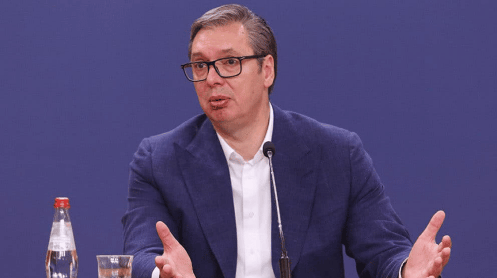 "Meni nijedan ambasador ne može da naredi ništa": Vučić o tvrdnjama da ga je Hil ubedio da se održi Evroprajd 1