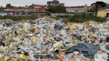 Kako izgleda prostor stare Železničke stanice: Tik uz Beograd na vodi deponija sa koje „vreba“ zaraza (FOTO) 6