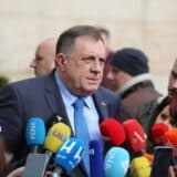 Najavljuje novi zakon, mogući izlazak RS iz BiH: Dodik opet preti destabilizacijom 7