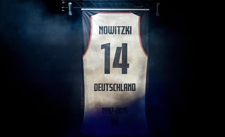 Povučen dres Dirka Novickog iz reprezentacije Nemačke 1