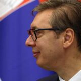 Vučić pokazao papir da je Slaviša Ristić iz budžeta Kosova dobio 120.960 evra, Ristić poručio da će predsednik to morati da dokaže 10