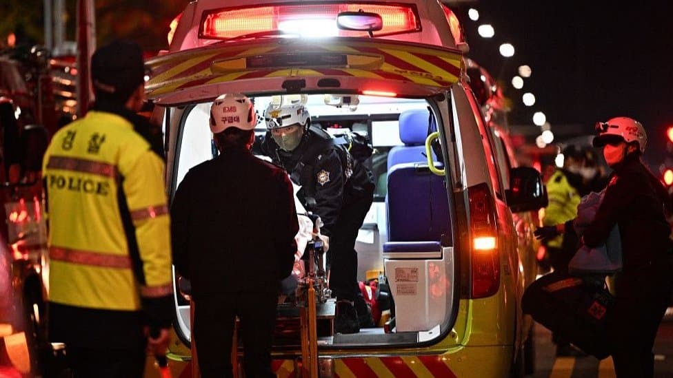 Ambulance crew at scene, 30 Oct 22