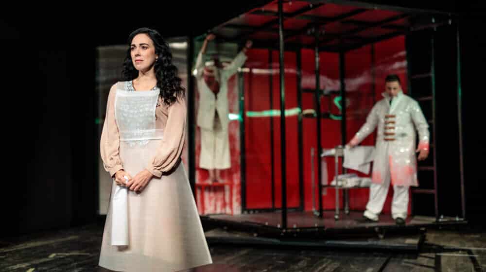 Drama o preživljavanju uprkos nesagledivom zlu: Premijera "Ilde Gernšer" u kragujevačkom Teatru 1