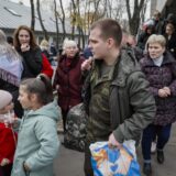 “Policija sprovodi ilegalne racije po tržnim centrima i stanicama metroa i odvodi u regrutne centre" tvrdi ruski Insajder 3