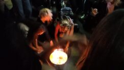 Četvrti protest zbog Informerovog intervjua sa silovateljem: Organizatorke poručile - "Vidimo se ponovo" (VIDEO, FOTO) 9