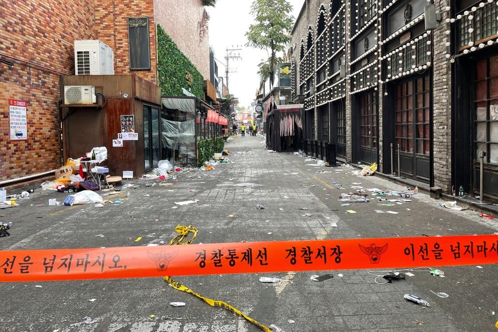 An alley in Itaewon