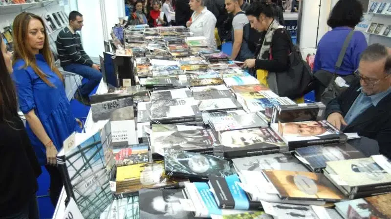 Pošta Srbije: Slanje knjiga tokom Međunarodnog sajma po najpovoljnijoj ceni 1