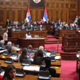 Poslanik Saveza vojvođanskih Mađara podneo ostavku u Skupštini Srbije 4