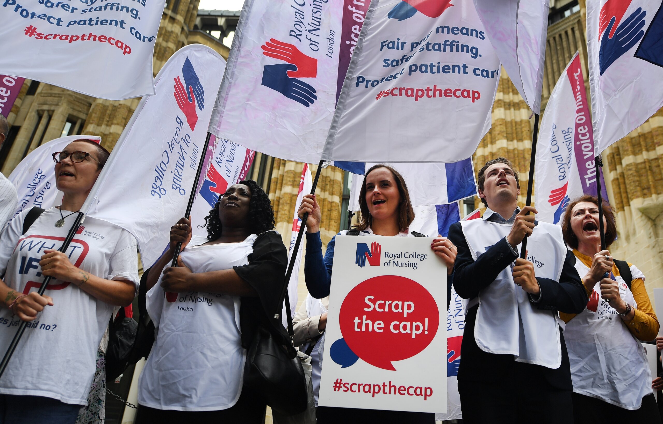 "Ne želimo ekstravagantan način života, već da platimo račune": Štrajk britanskih medicinskih sestara 3