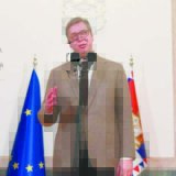Nemačka štampa: EU samo čvrstom rukom može da „pripitomi“ Vučića 1